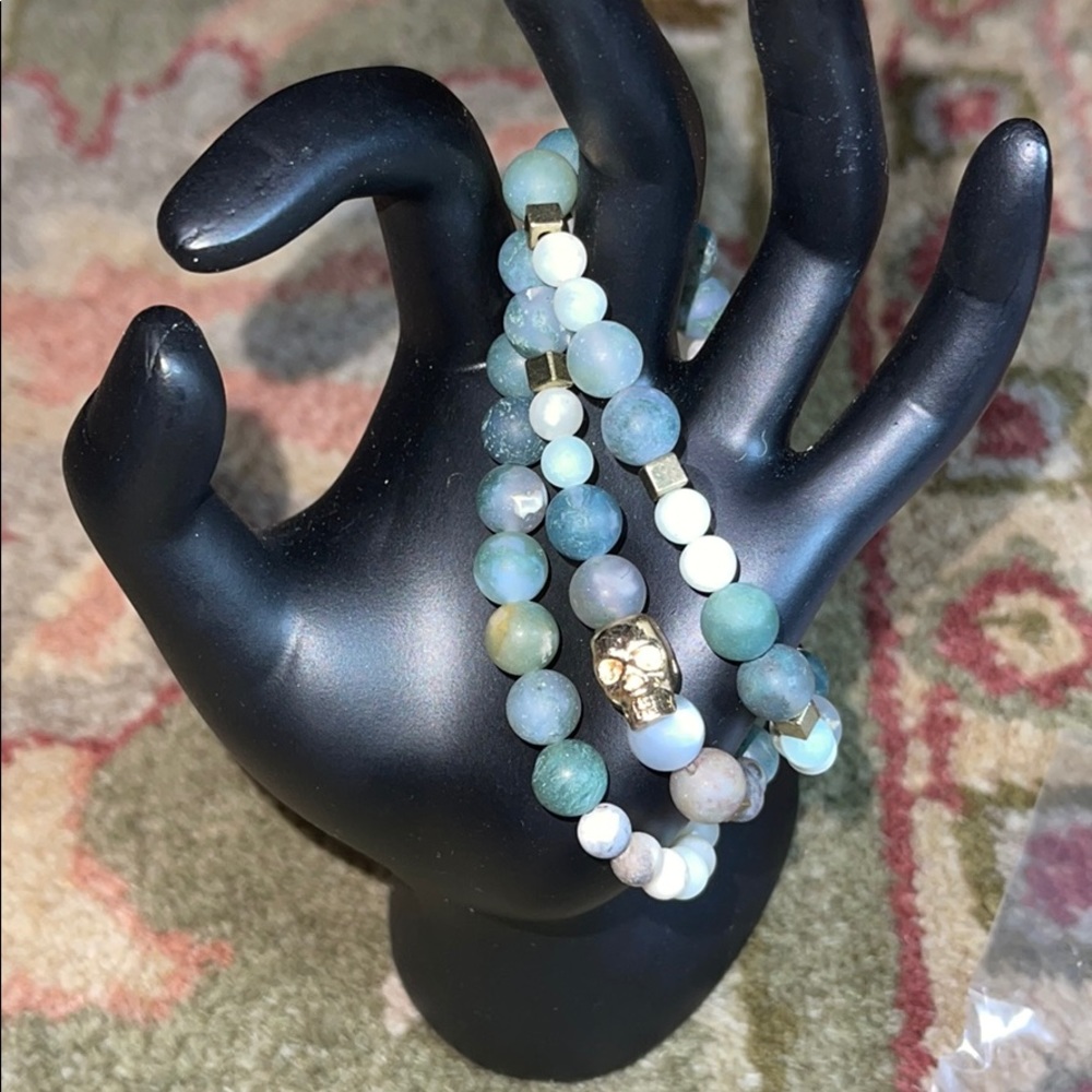 Sea 🌊 foam semi precious stone stack